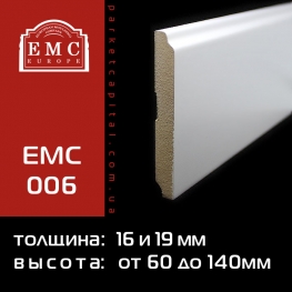 Плинтус МДФ белый EMC-006