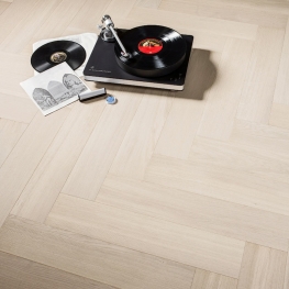 Инженерная паркетная доска Дуб Скайфолл Английская Ёлка BONNARD